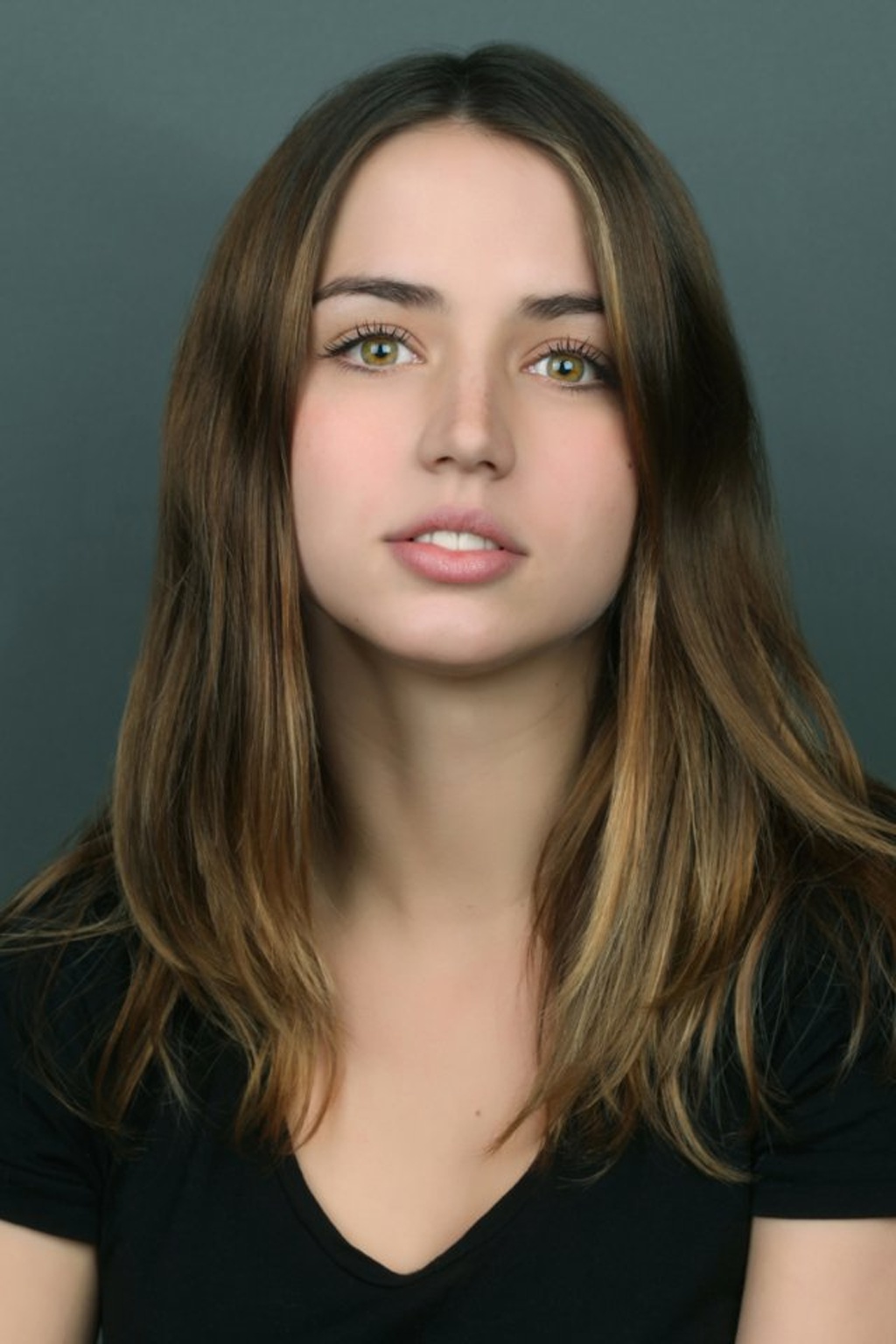 Ana De Armas HD Wallpapers Free Download in High Quality and Resolution