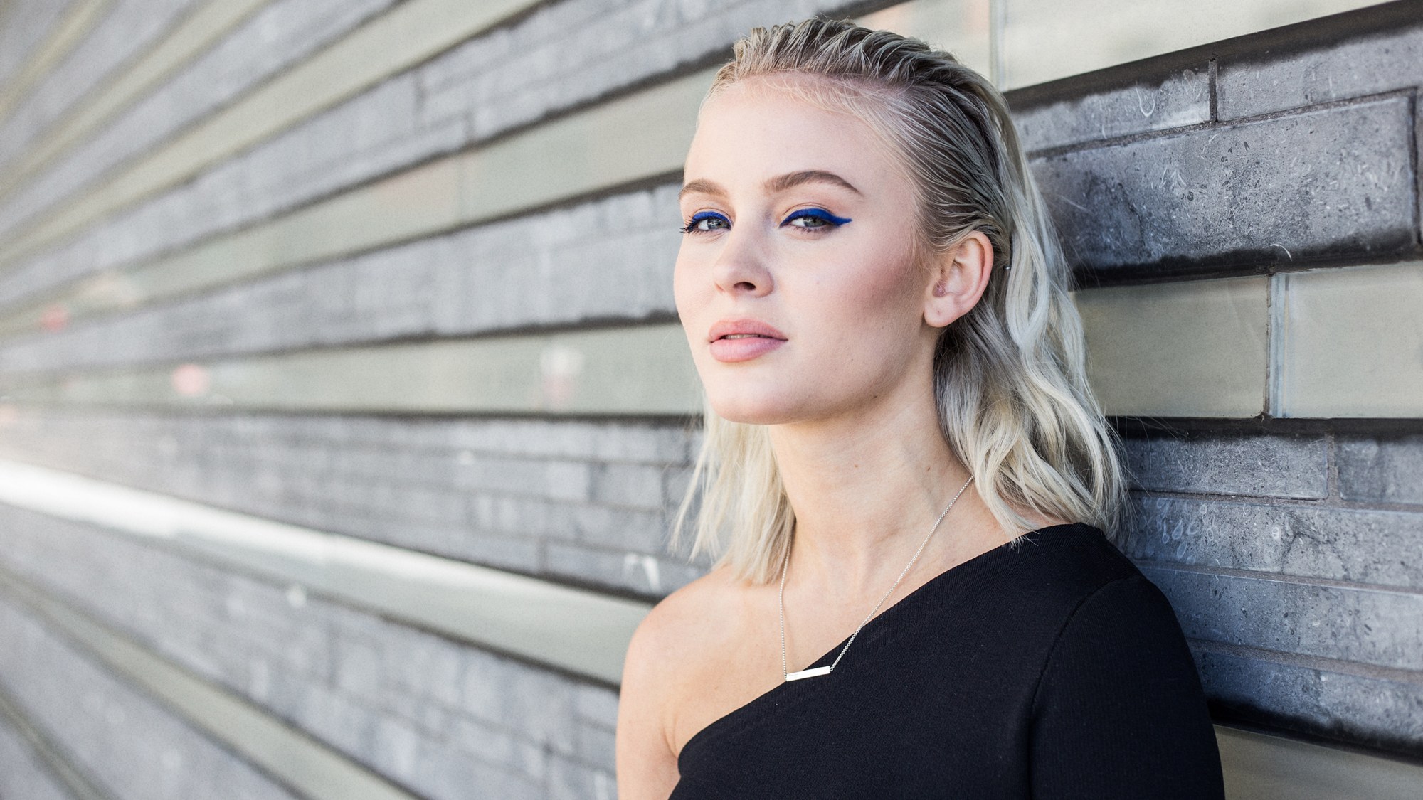 Zara Larsson Wallpapers Images Photos Pictures Backgrounds