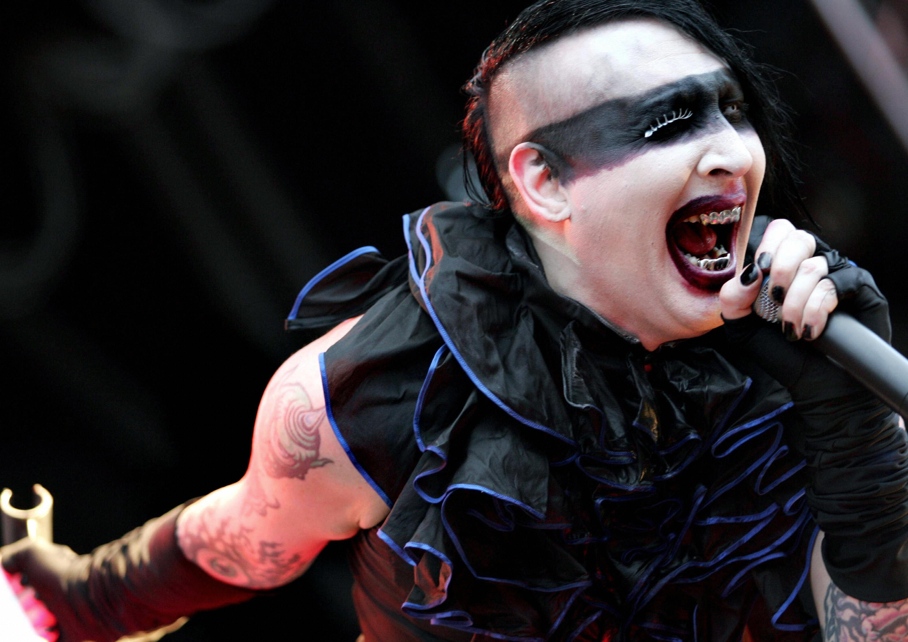 Marilyn Manson Wallpapers Images Photos Pictures Backgrounds