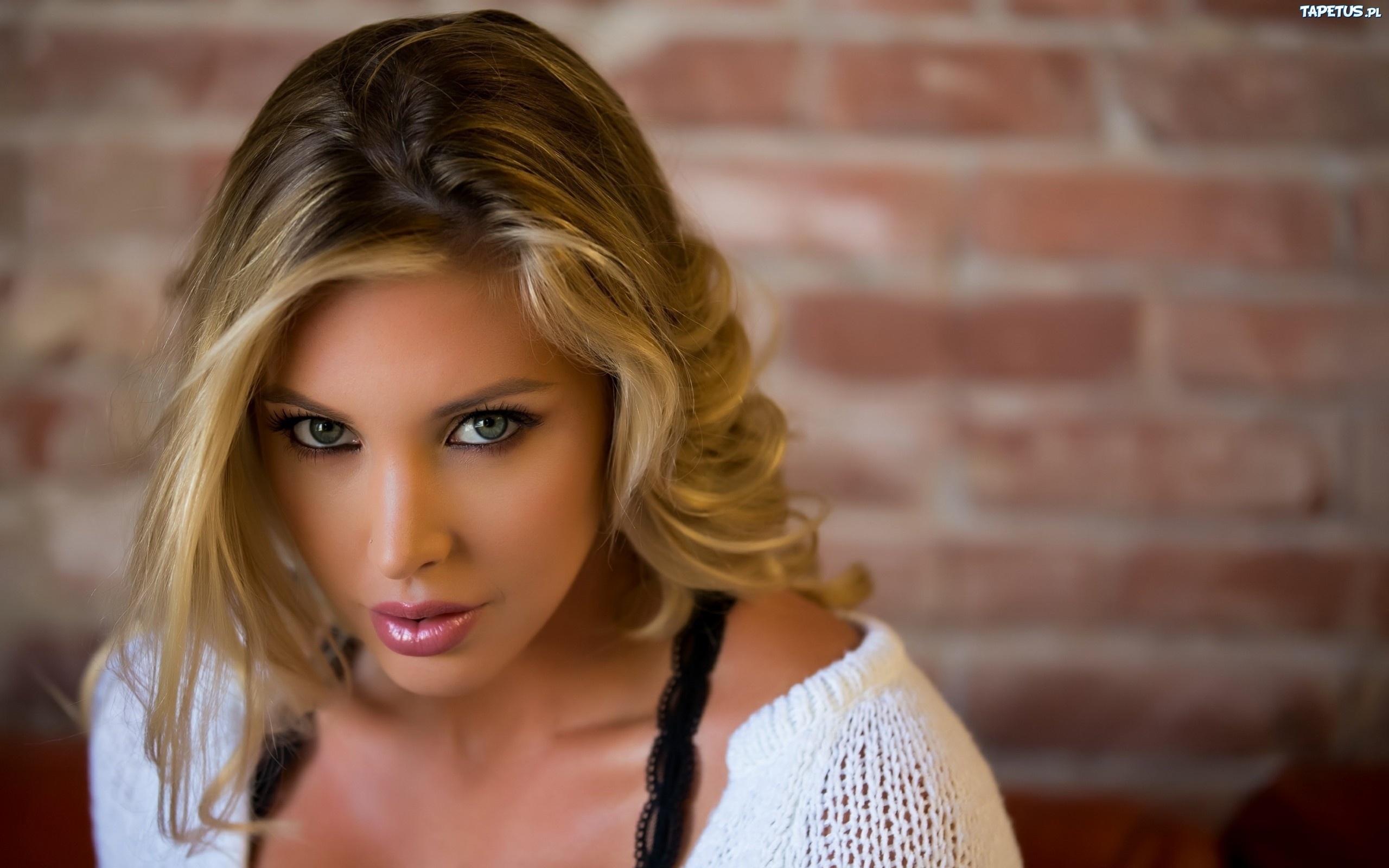 Samantha Saint Wallpapers Images Photos Pictures Backgrounds
