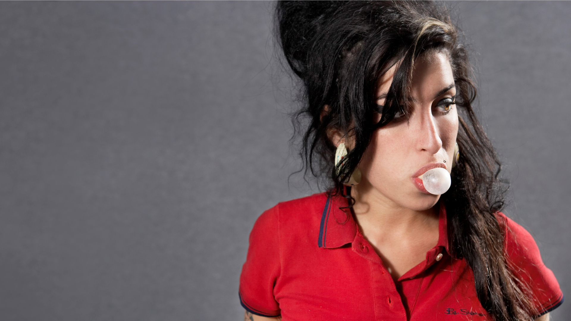 Amy Winehouse Desktop Wallpaper