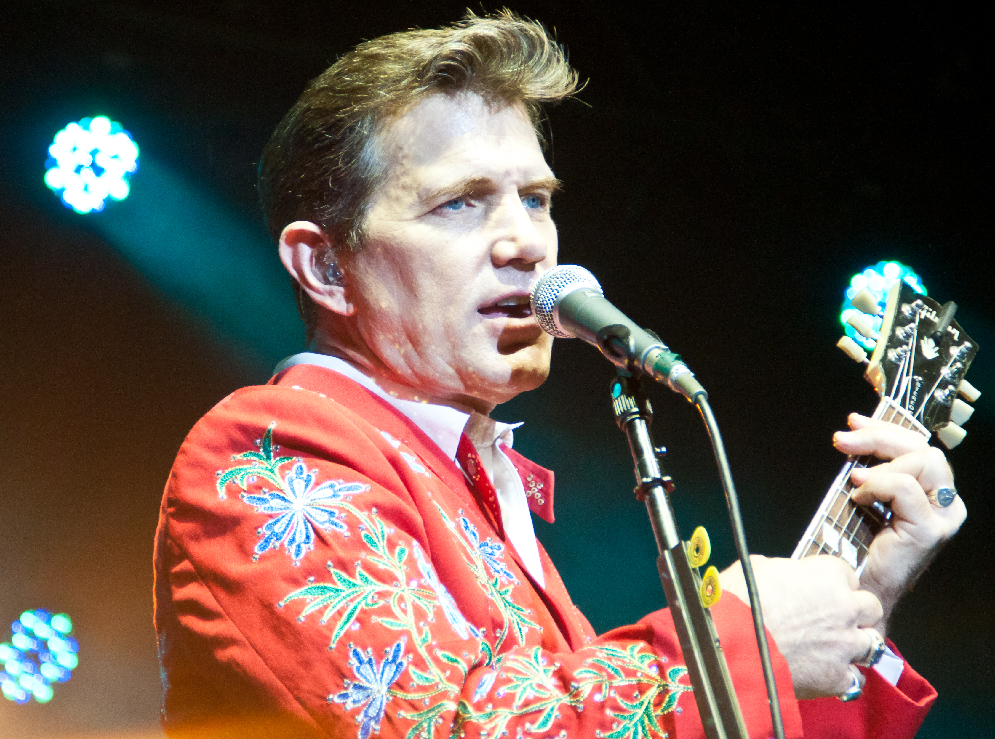 Chris Isaak Wallpapers Images Photos Pictures Backgrounds3358 x 2496