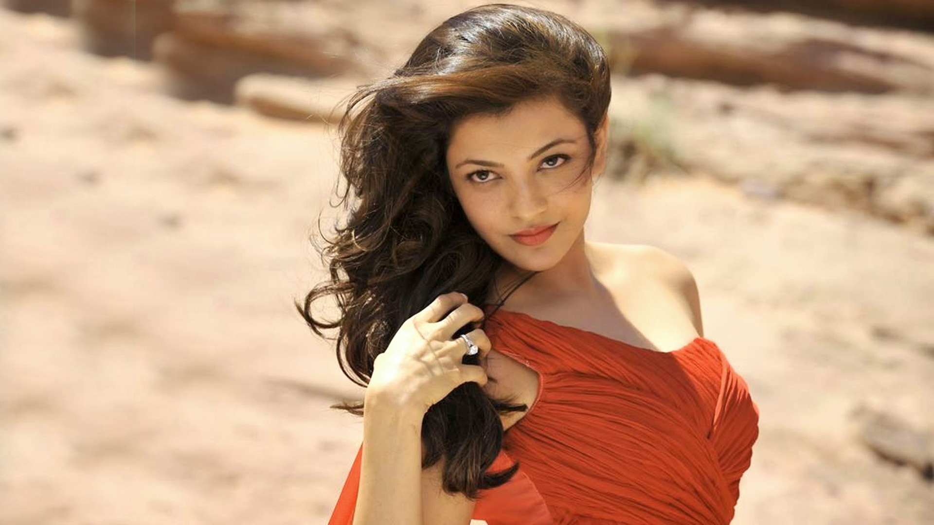 Kajal Agarwal Wallpapers Images Photos Pictures Backgrounds