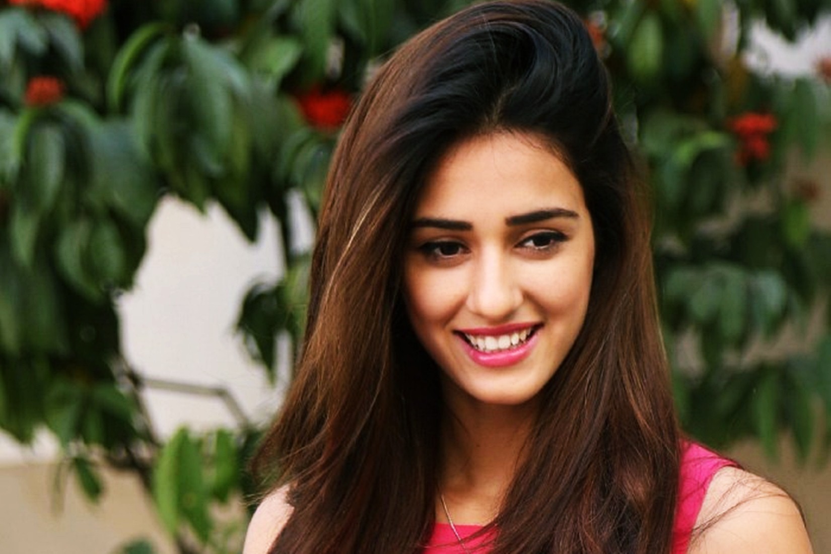 Disha Patani Wallpapers Images Photos Pictures Backgrounds