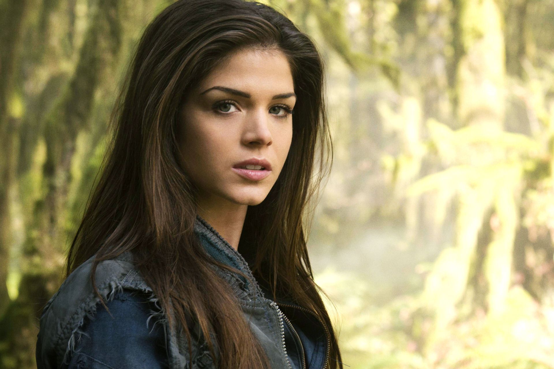 Marie Avgeropoulos Wallpapers Images Photos Pictures Backgrounds