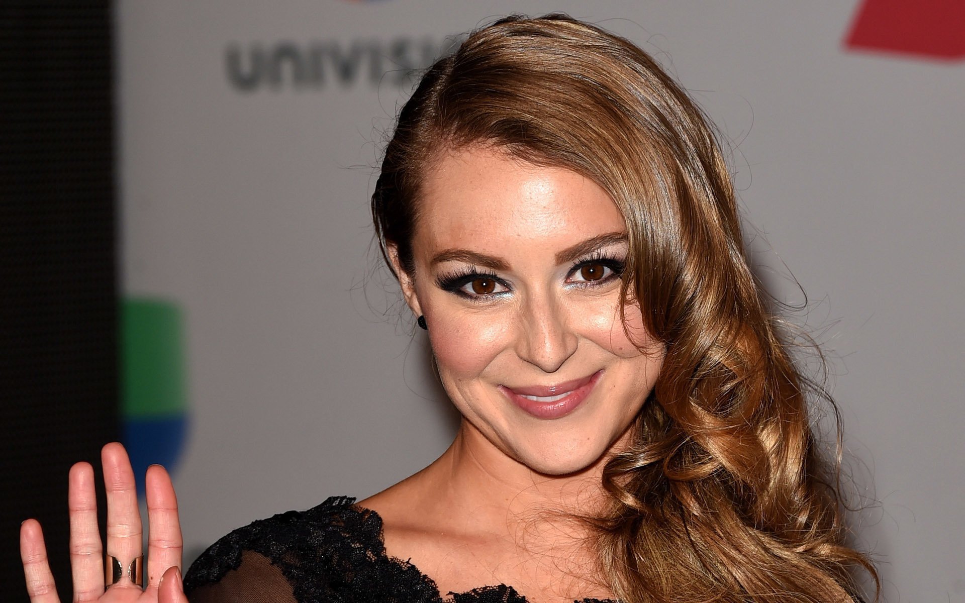 Alexa Vega Wallpapers Images Photos Pictures Backgrounds