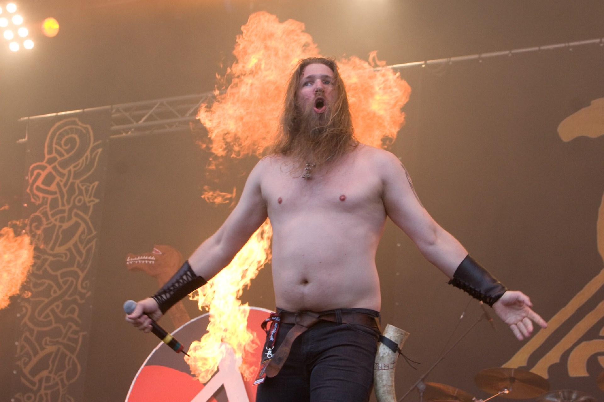 Amon Amarth Wallpapers Images Photos Pictures Backgrounds