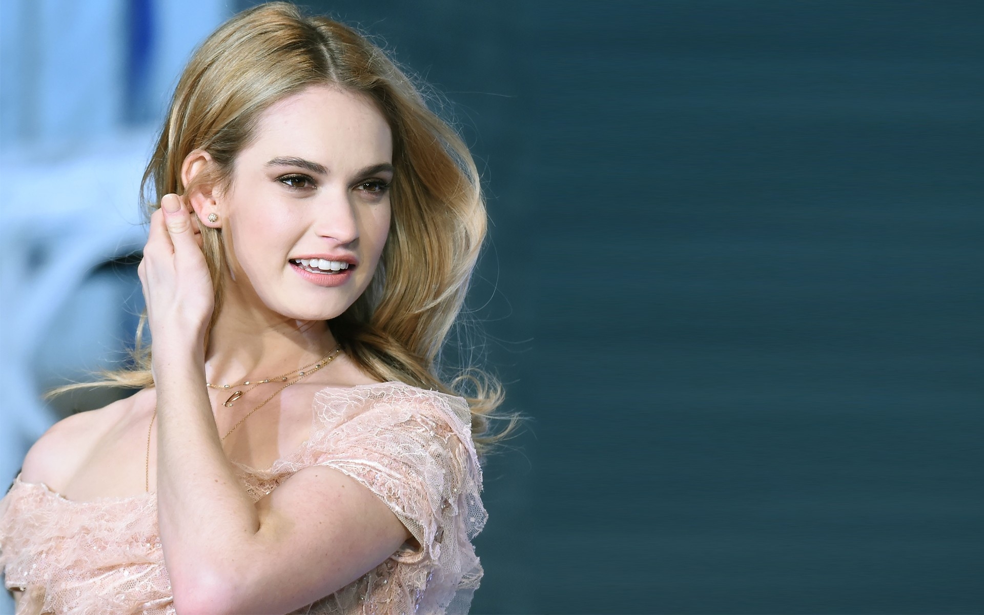 Lily James Wallpapers Images Photos Pictures Backgrounds1920 x 1200