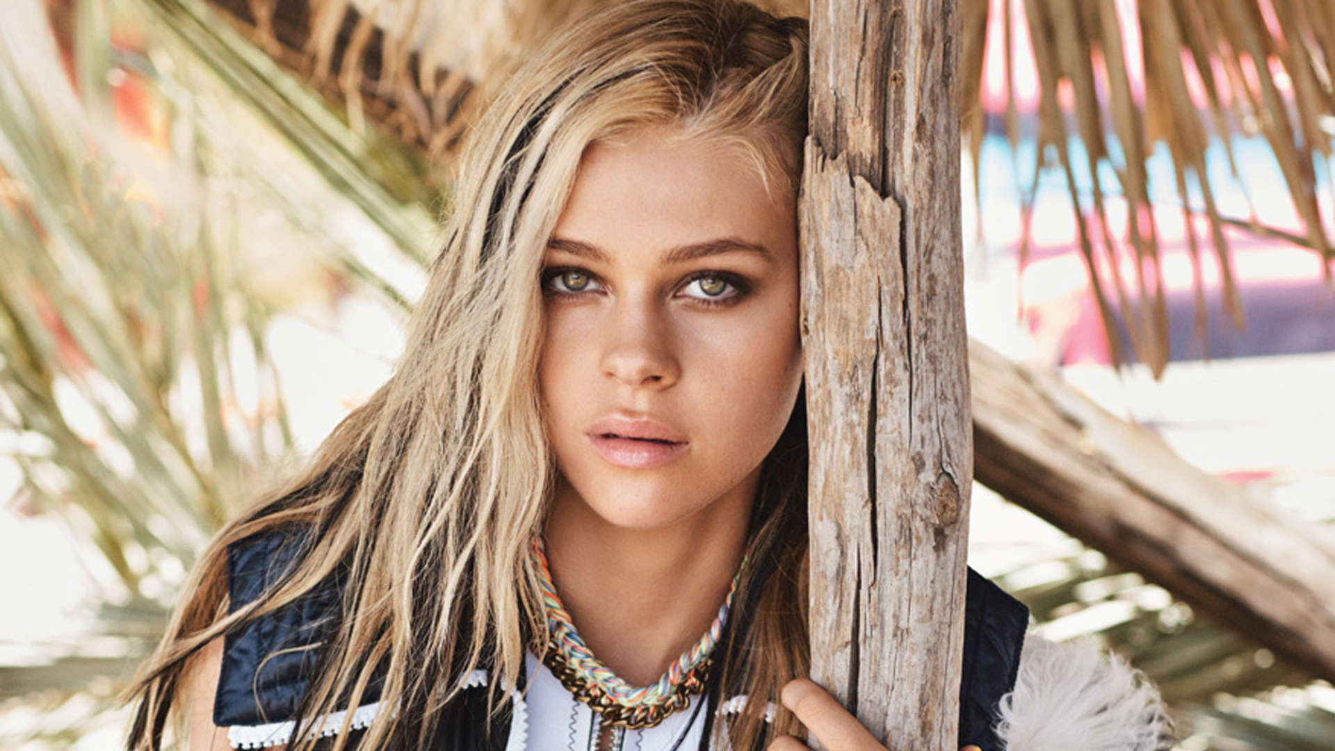 Nicola Peltz Wallpapers Images Photos Pictures Backgrounds