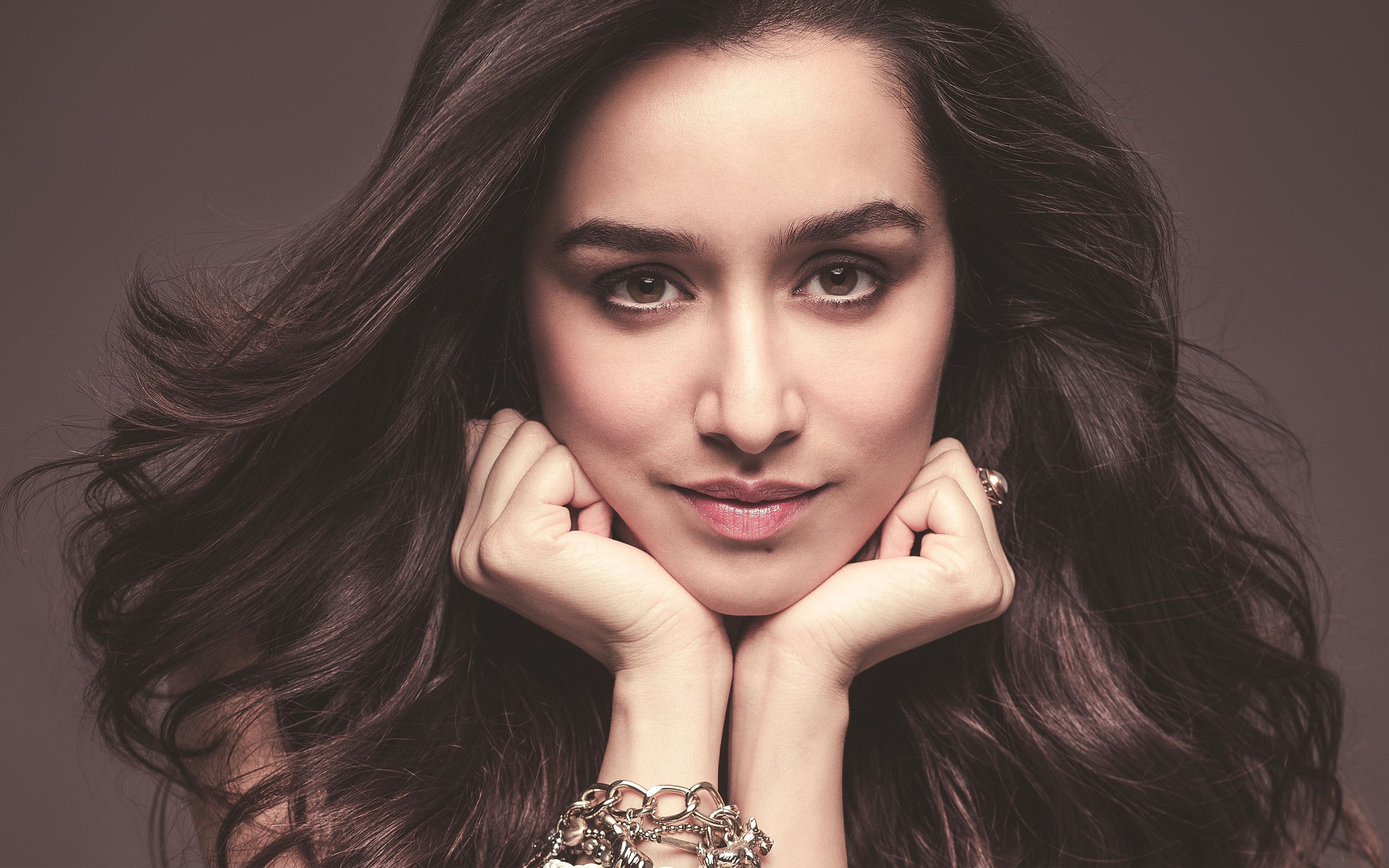 Shraddha Kapoor Wallpapers Images Photos Pictures Backgrounds