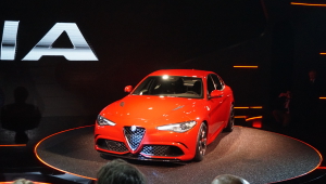 Alfa Romeo Giulia 2015 Desktop