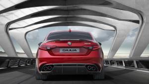 Alfa Romeo Giulia 2015 HD Wallpaper