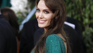 Angelina Jolie HD Background