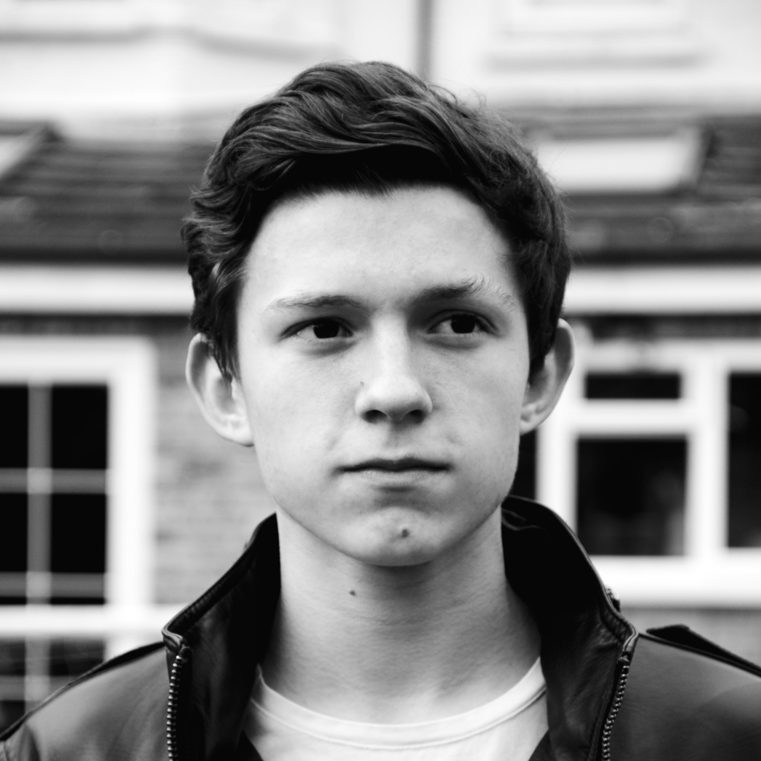 Tom Holland HD Wallpapers Free Download in High Quality and Resolution