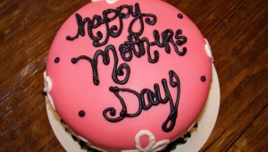 Mothers Day Cake