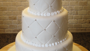 White Pearl Wedding Cake