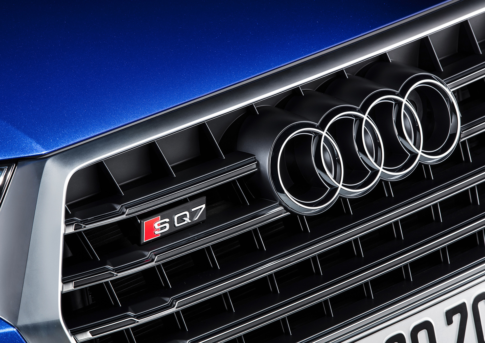 Audi SQ7 Background