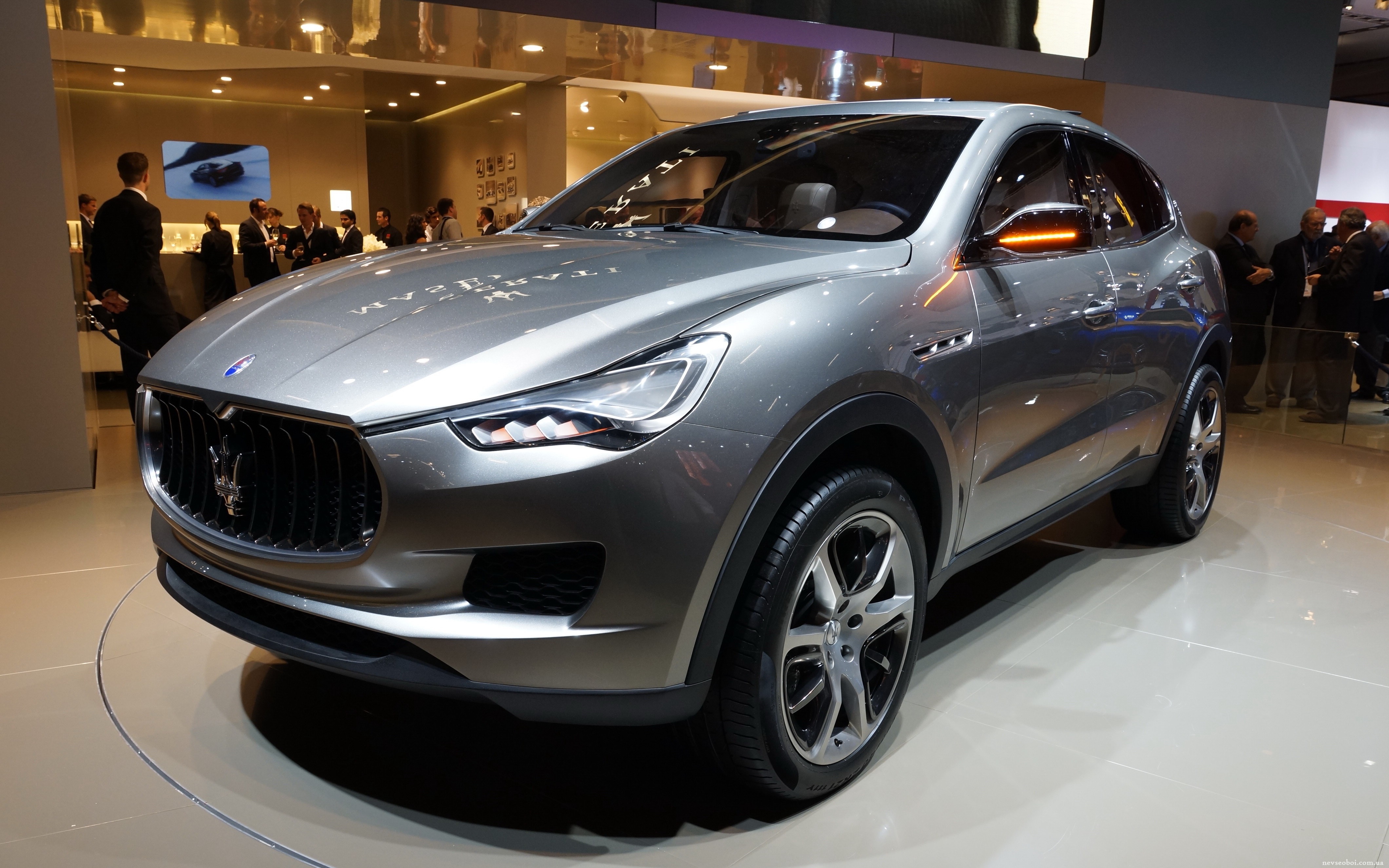 Maserati Levante SUV  Wallpapers Images  Photos Pictures 