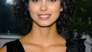 Morena Baccarin Android Wallpapers