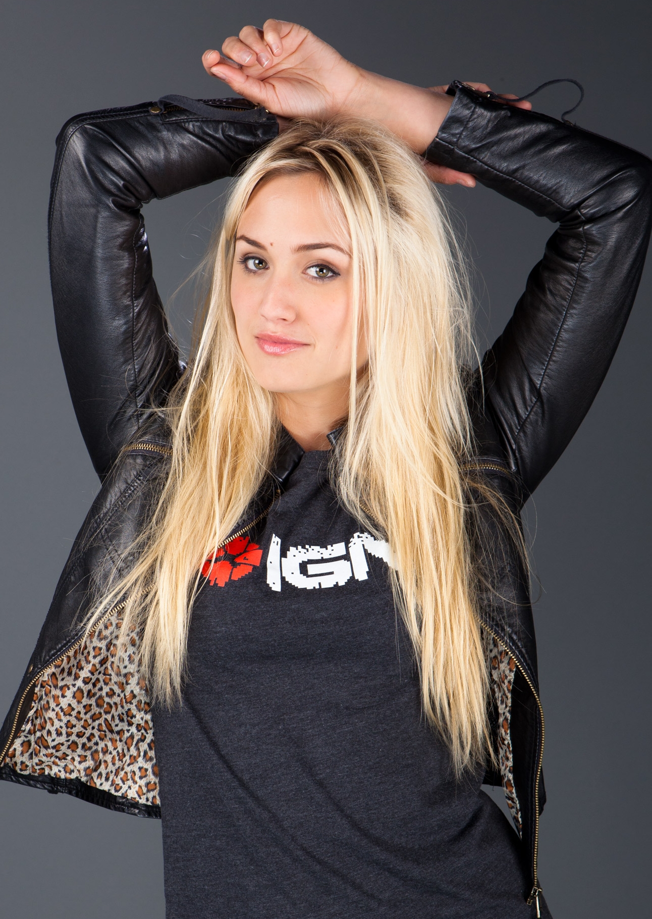 Naomi Kyle Wallpaper For Android