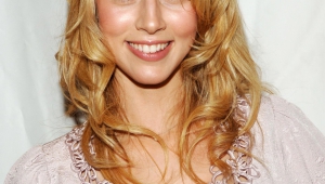 Alona Tal Iphone Sexy Wallpapers
