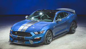Ford Mustang Shelby GT350 2016 Wallpapers HD