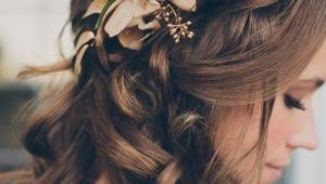 Gorgeous Wedding Hairstyle With Flower