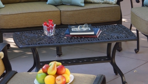 Outdoor Curved Coffee Table