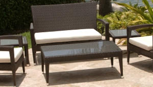 Strict Outdoor Rattan Coffee Table With Glass Top