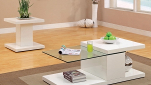 White Lacquer And Glass Coffee Table
