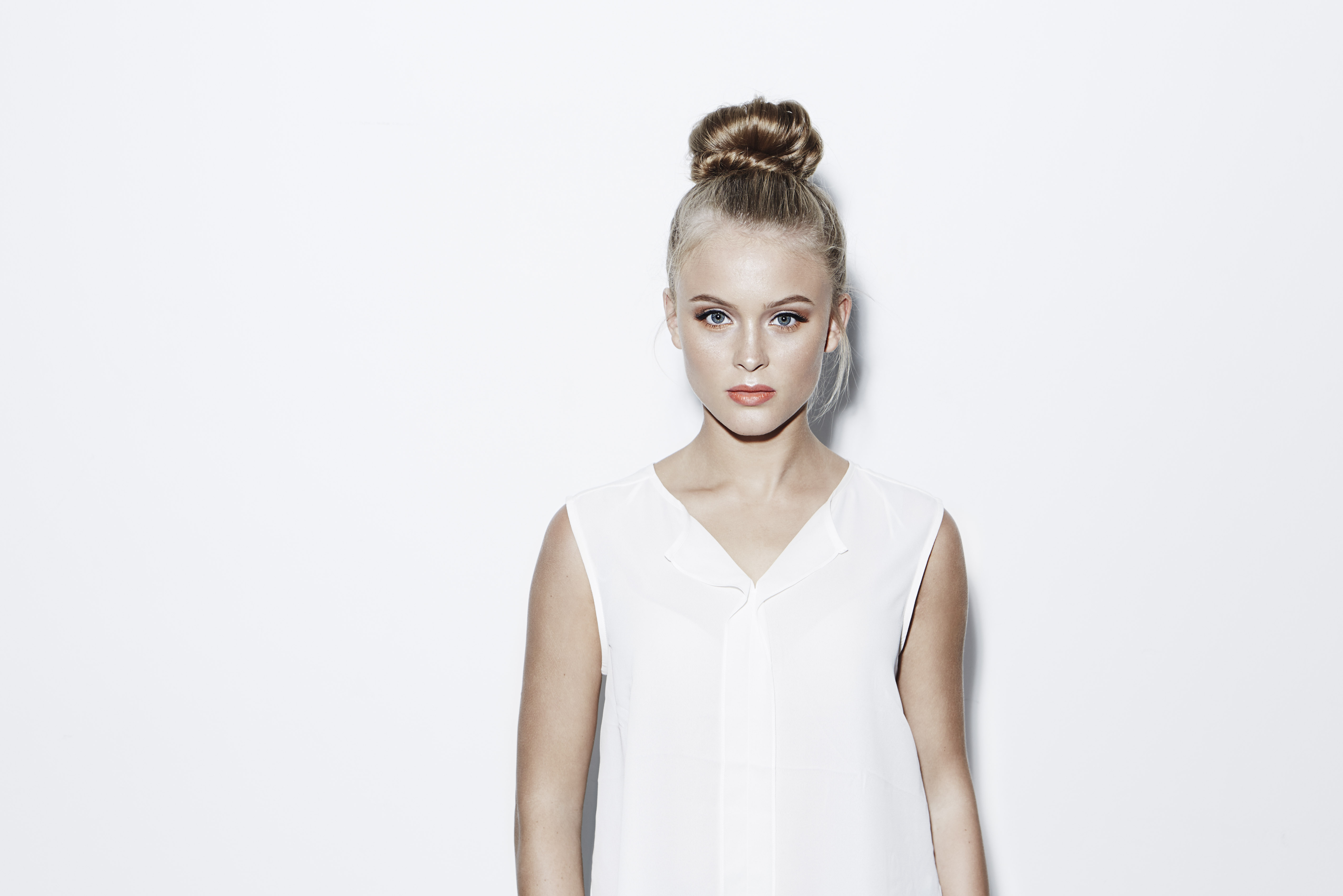 Pictures Of Zara Larsson
