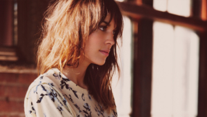 Alexa Chung Download Free Backgrounds HD