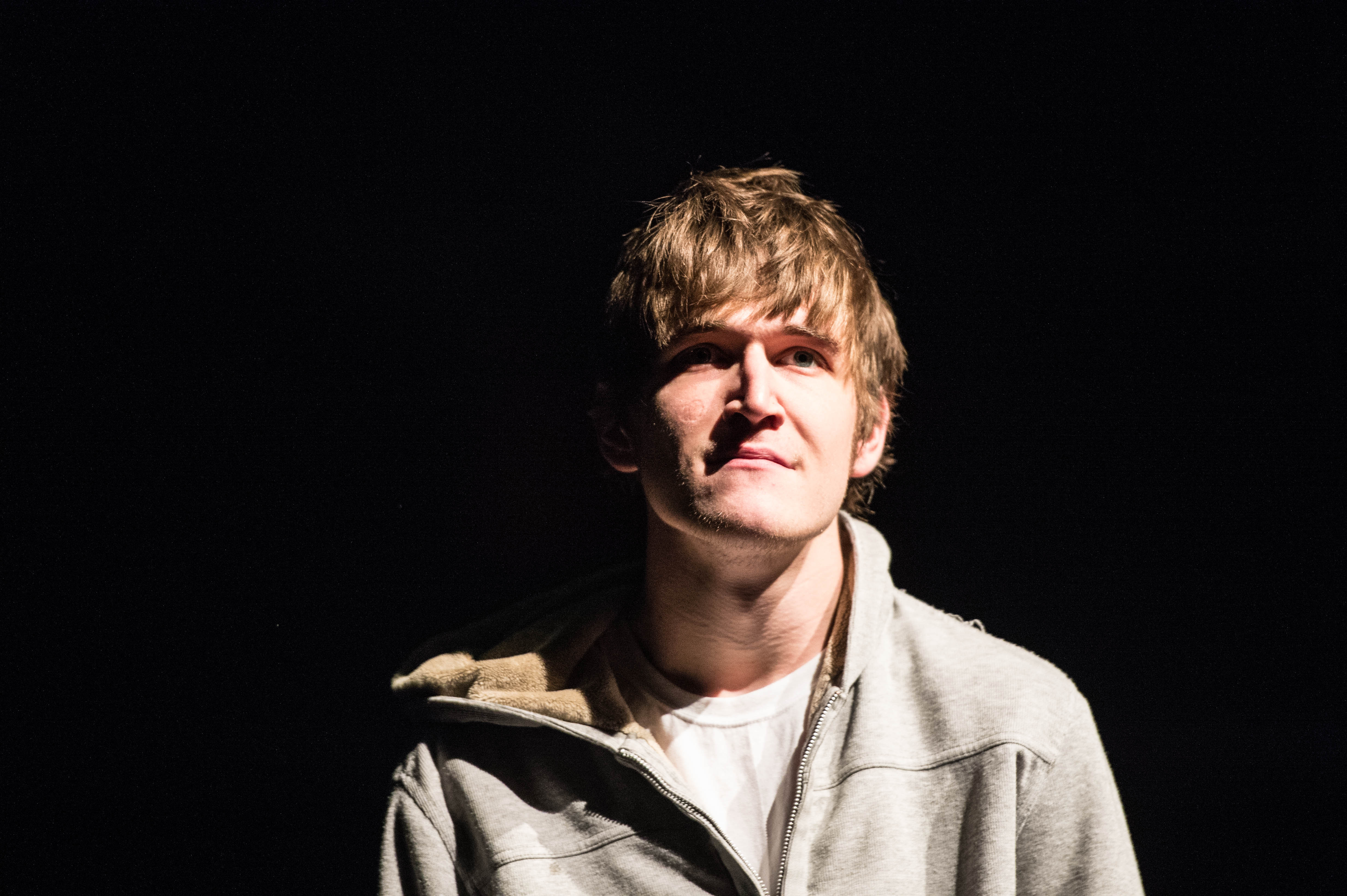 Bo Burnham Wallpapers Images Photos Pictures Backgrounds