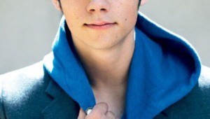 Dylan O'Brien High Quality Wallpapers For Iphone