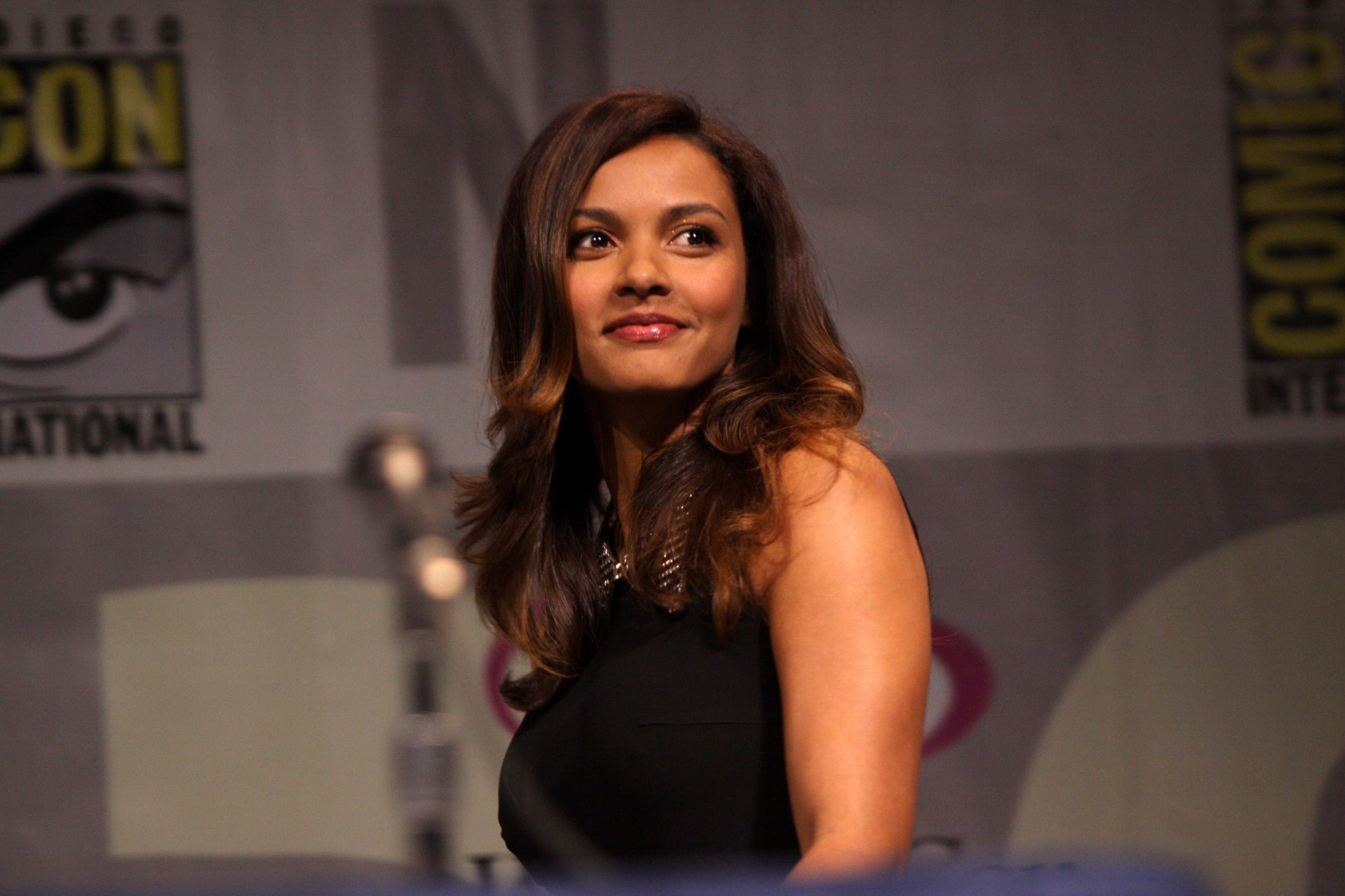 Jessica Lucas Photos. 