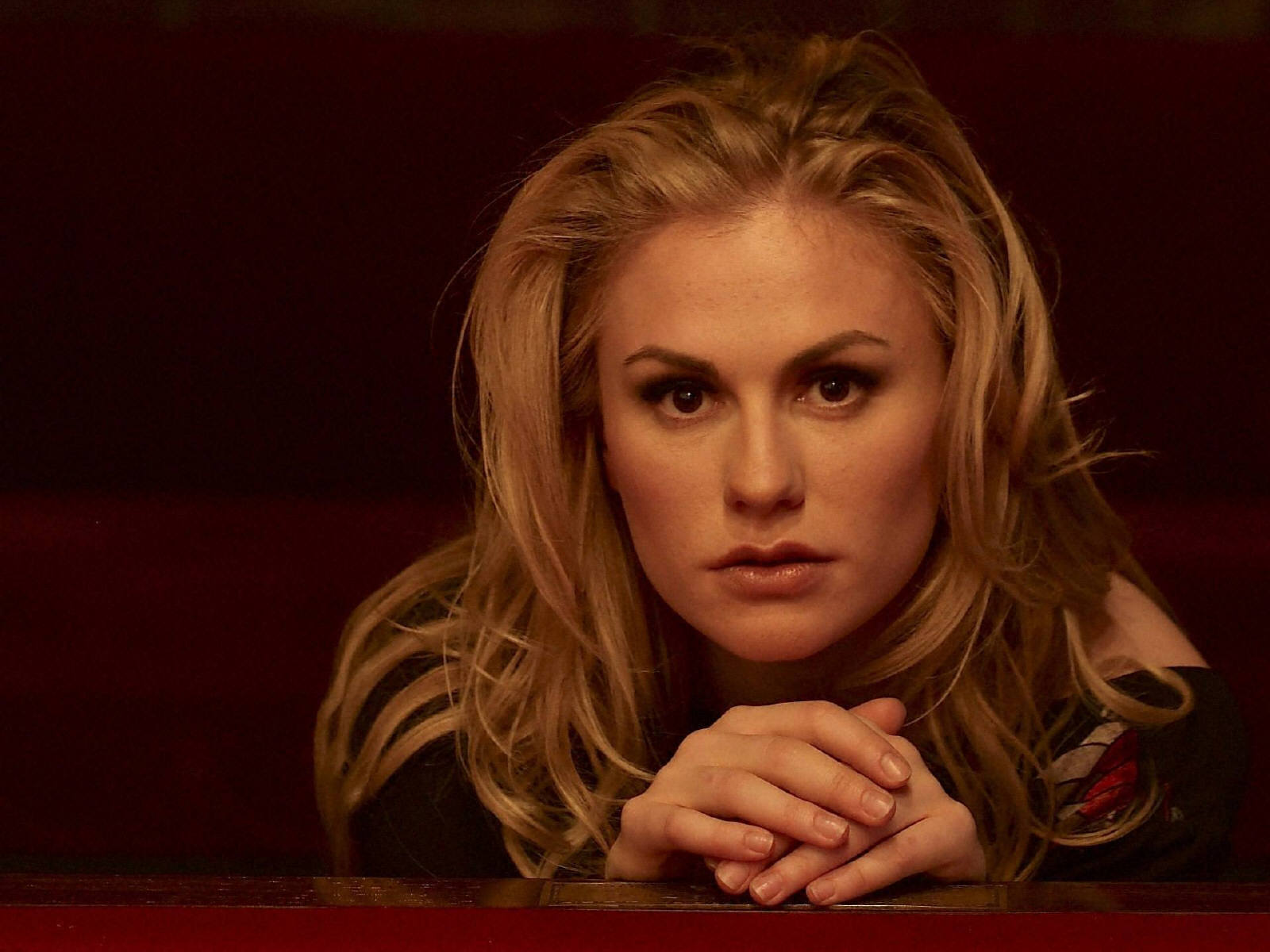Anna Paquin Pictures. 