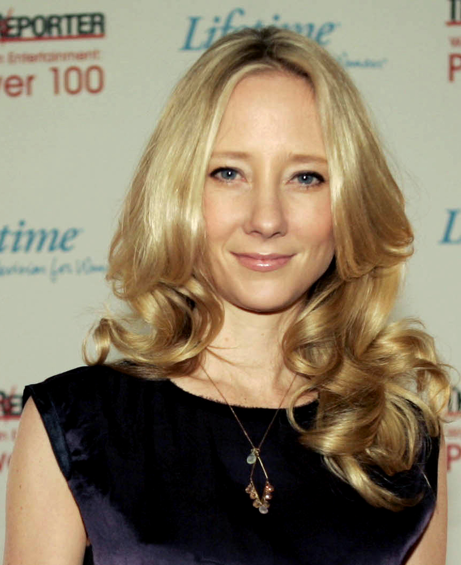 Anne Heche Wallpapers Images Photos Pictures Backgrounds