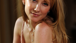 Anne Heche Wallpaper For Iphone