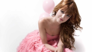 Bella Thorne Hd Background