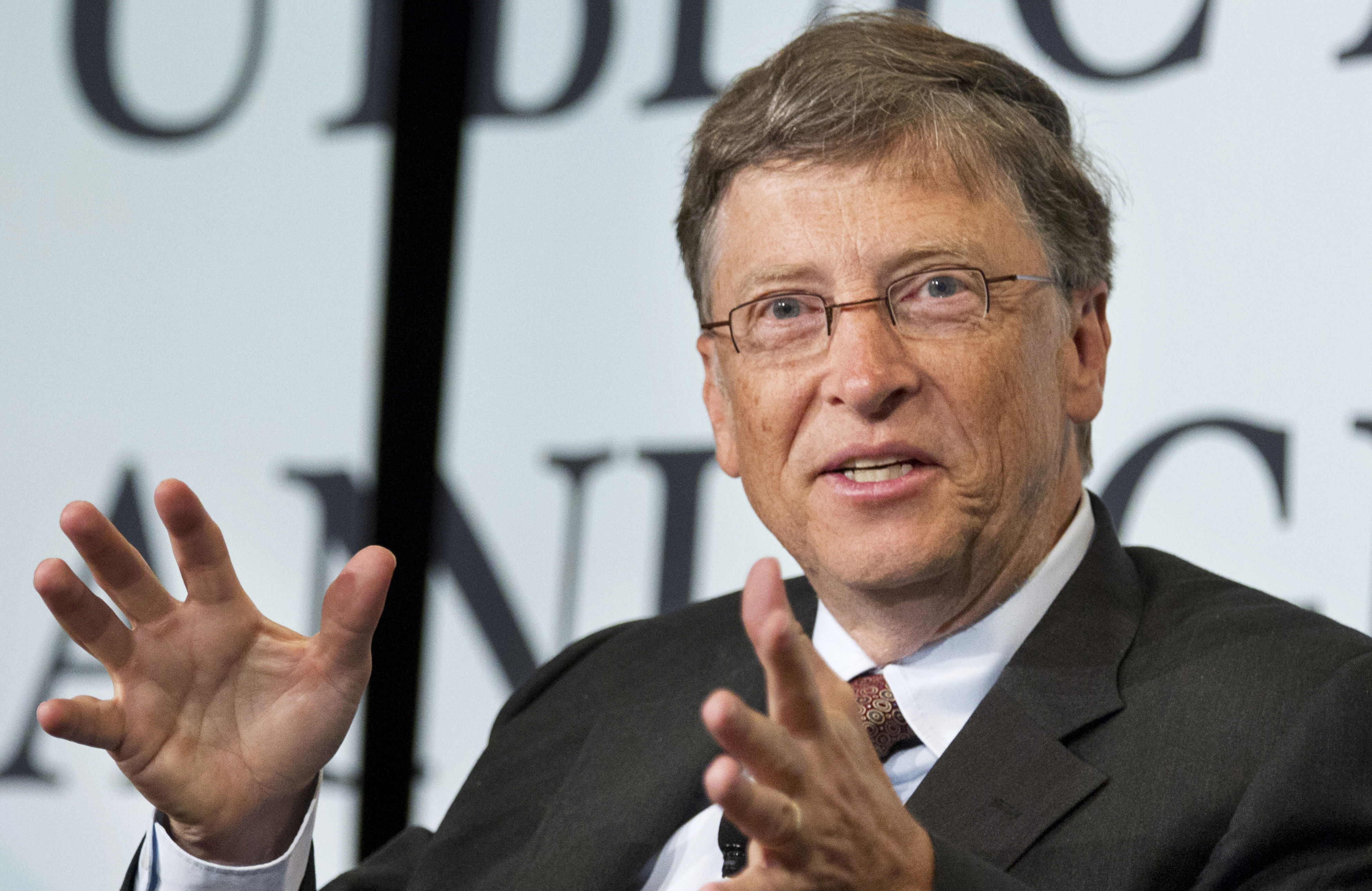 Потратить 100000000000 билла гейтса игра. Билл Гейтс. Фото Билла Гейтса. Билл Гейтс портрет. Билл Гейтс Майкрософт.