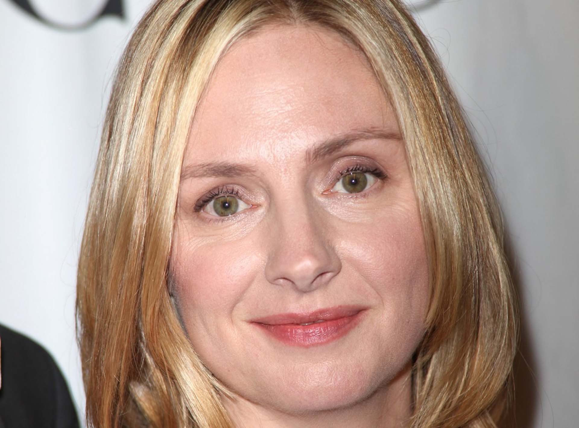 Hope Davis. 