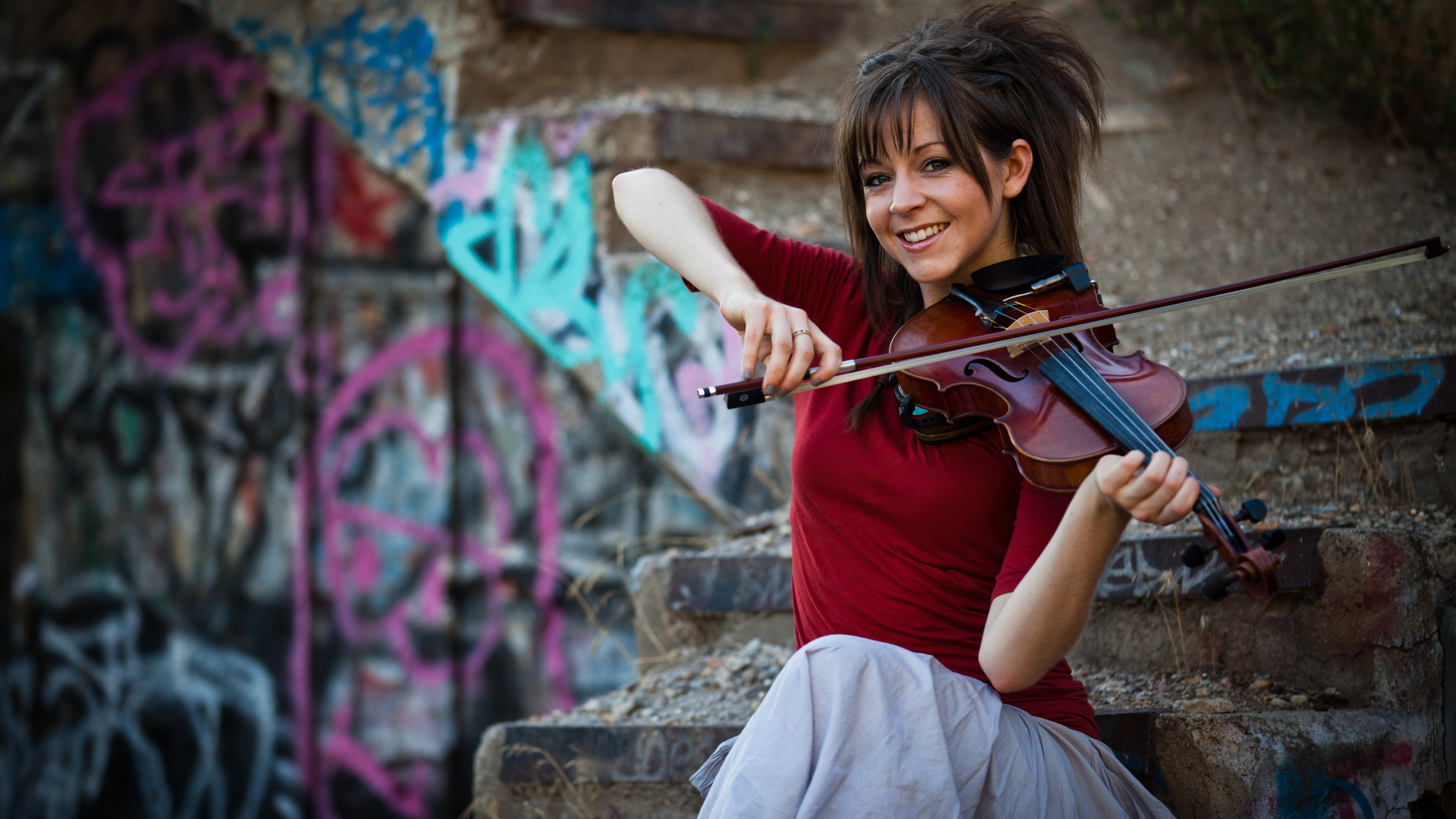 Lindsey Stirling Wallpapers Images Photos Pictures Backgrounds