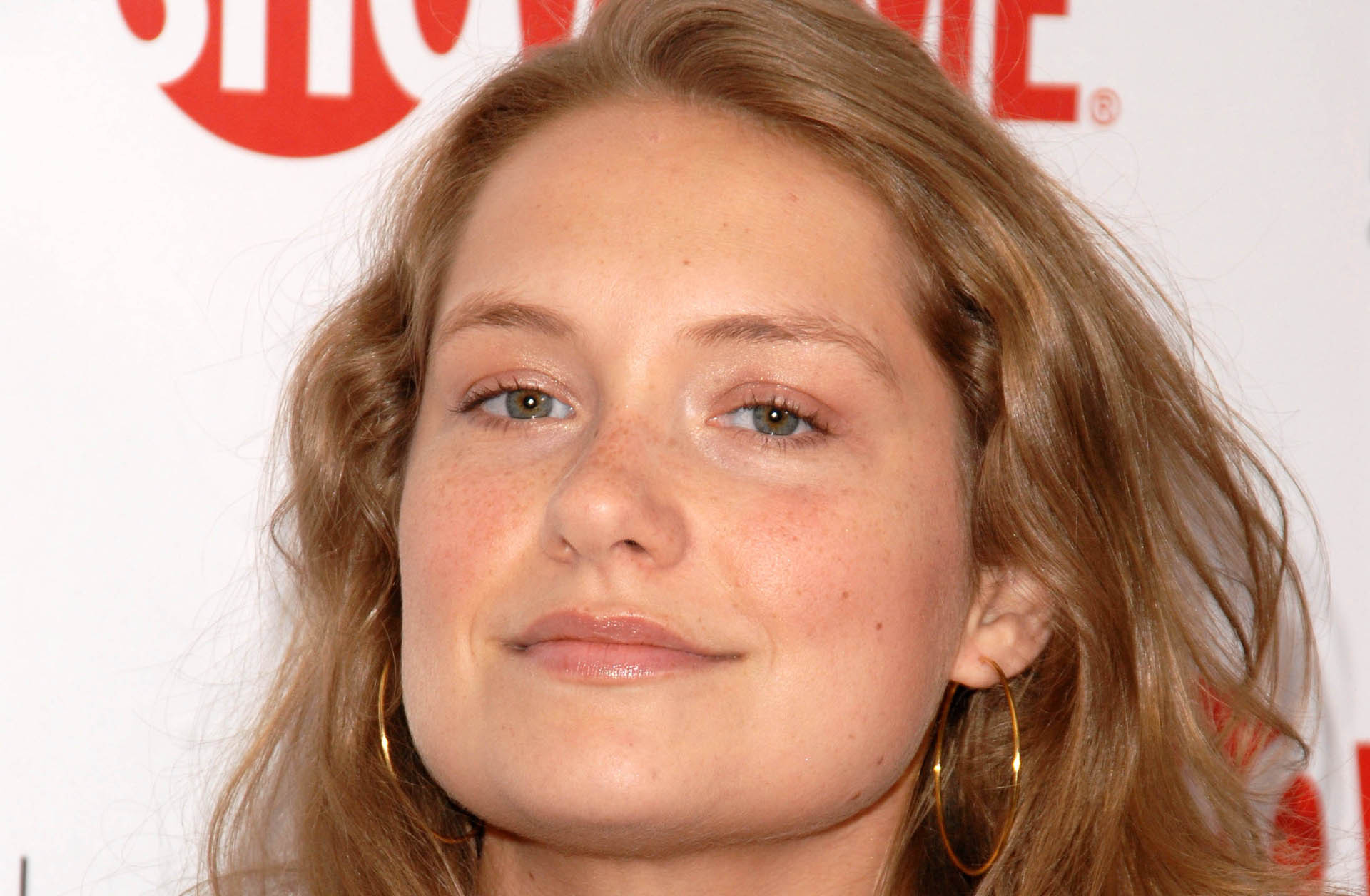 Merritt Wever Widescreen. 