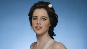 Michelle Ryan For Deskto