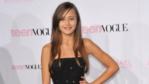Pictures Of Ella Purnell