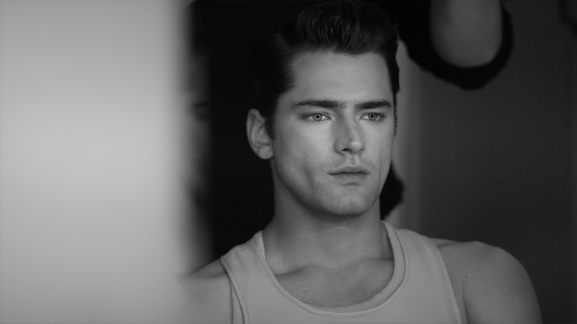 All Sean O’Pry wallpapers.