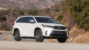 Toyota Highlander Pictures