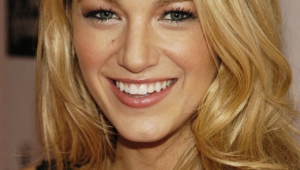 Blake Lively Iphone Wallpapers