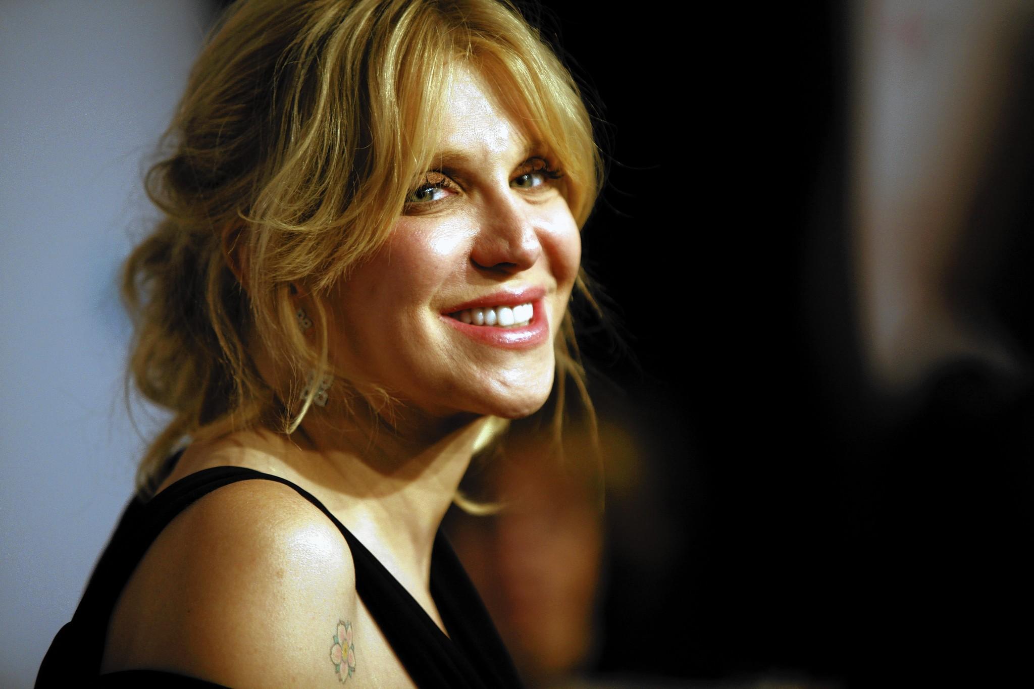 Courtney Love Wallpapers Images Photos Pictures Backgrounds