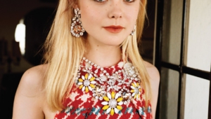 Elle Fanning Iphone Wallpapers